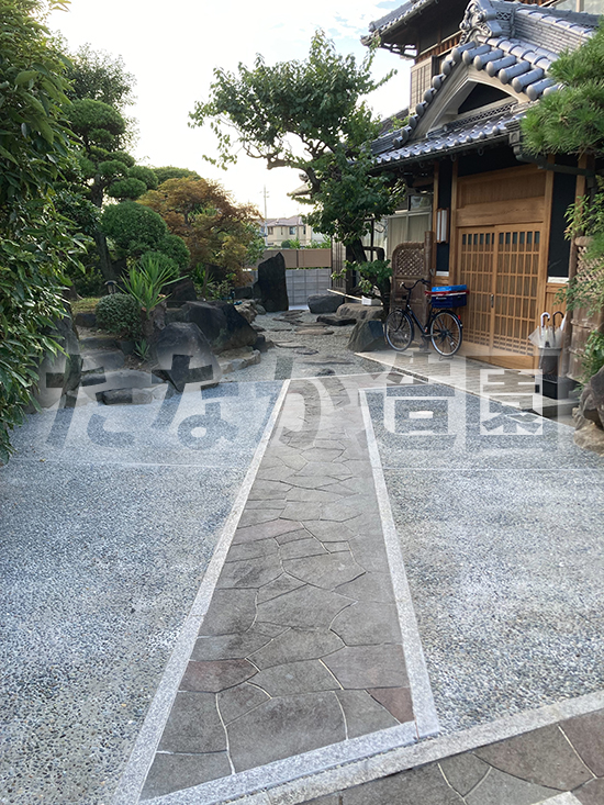 �{�H����